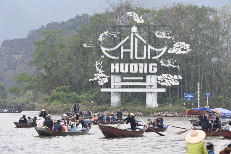 Danh thắng Hương Sơn đón 150.000 lượt khách -0