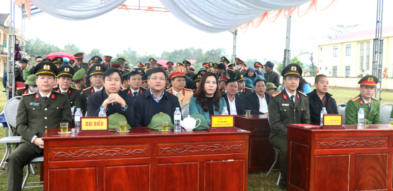 Giáo xứ và Phật giáo tại Hà Tĩnh chung tay xây dựng 9 trụ sở Công an xã  -0