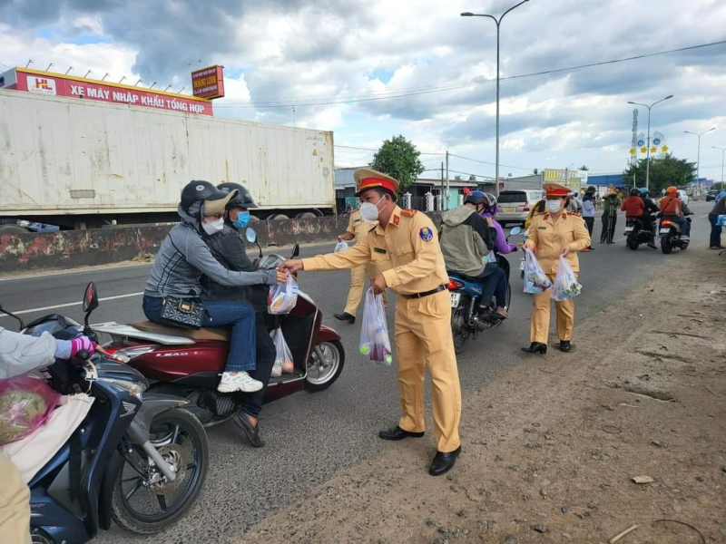 327885137_865990464457921_186874214962949974_n.jpg -0