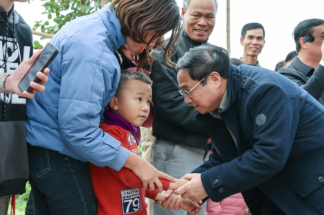 Thủ tướng kiểm tra dự án cao tốc Diễn Châu-Bãi Vọt, thị sát thi công hầm Thần Vũ -0