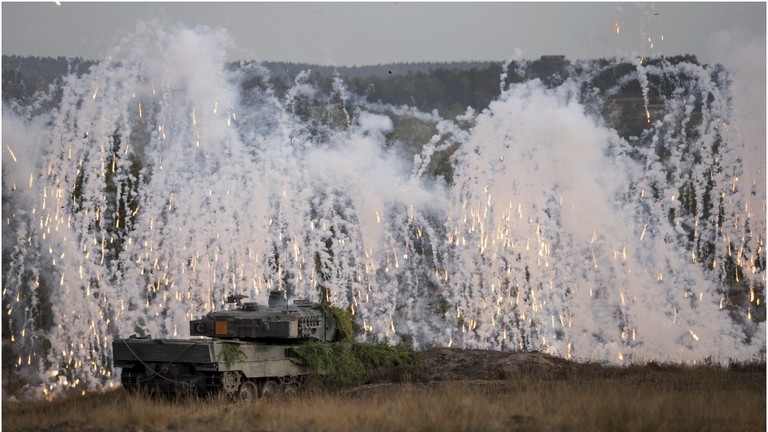 Công ty Nga thưởng lớn cho người phá hủy tăng Abrams và Leopard ở Ukraine -0