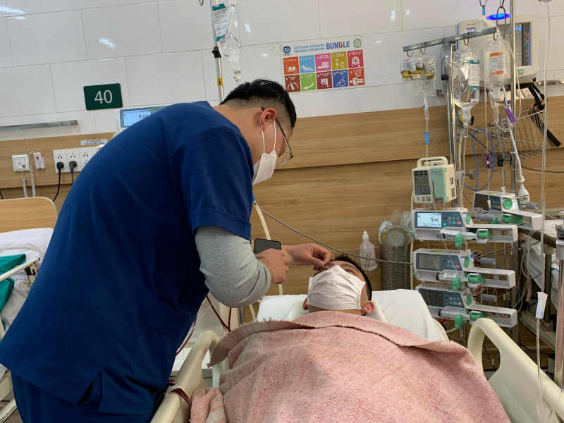 Sau bữa tiệc rượu đầu xuân, 3 người ở Thái Bình phải nhập viện  -0