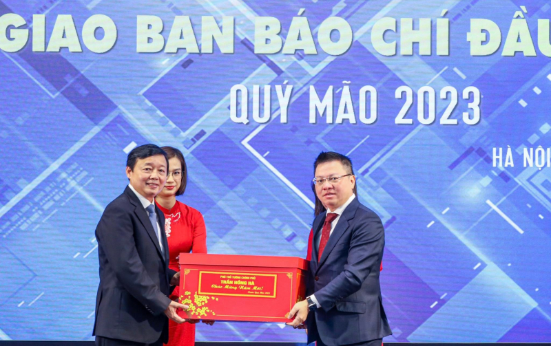 Báo chí cần nhanh nhạy, chuyên nghiệp và bám sát thực tiễn hơn -0