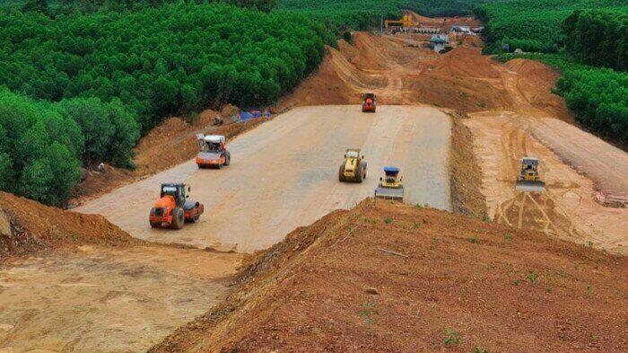 Phê duyệt đầu tư 18 dự án giao thông lớn  -0