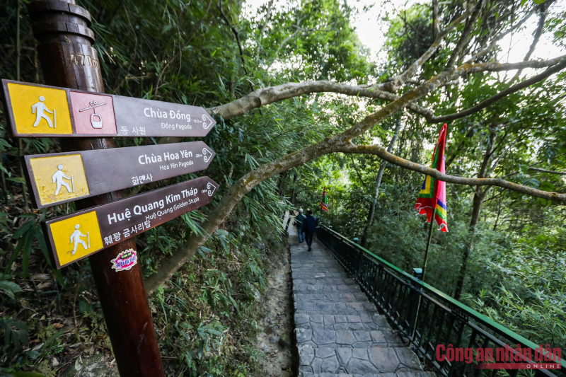Yen Tu spring festival opens in Quang Ninh province -0