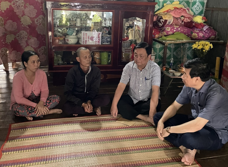 Ai trả kinh phí vụ giải cứu cháu bé bị lọt vào ống cọc bêtông ở Đồng Tháp ? -0