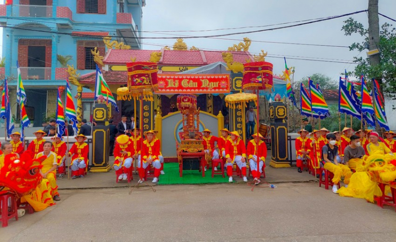 Độc đáo lễ hội cầu ngư dưới chân đèo Ngang  -0