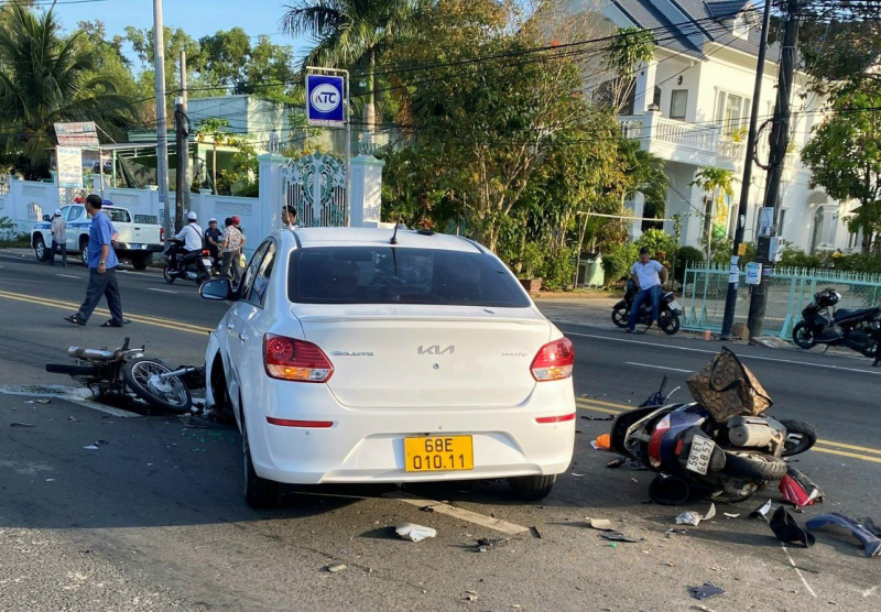 Tai nạn giao thông nghiêm trọng ở Phú Quốc khiến 7 người thương vong -0