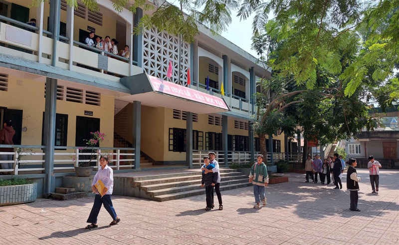 Một phó Chủ tịch huyện bị kỷ luật khiển trách -0