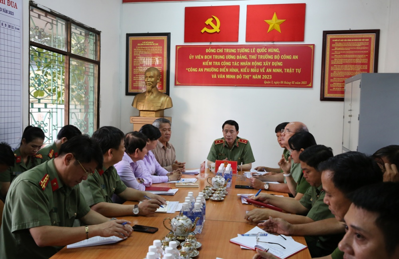 Công an TP Hồ Chí Minh phải trở thành đơn vị đi đầu xây dựng “Công an phường điển hình, kiểu mẫu”  -1