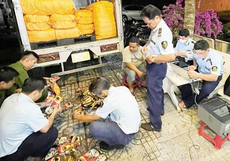 Đề nghị khởi tố vụ giả mạo thương hiệu cà phê bột  -0