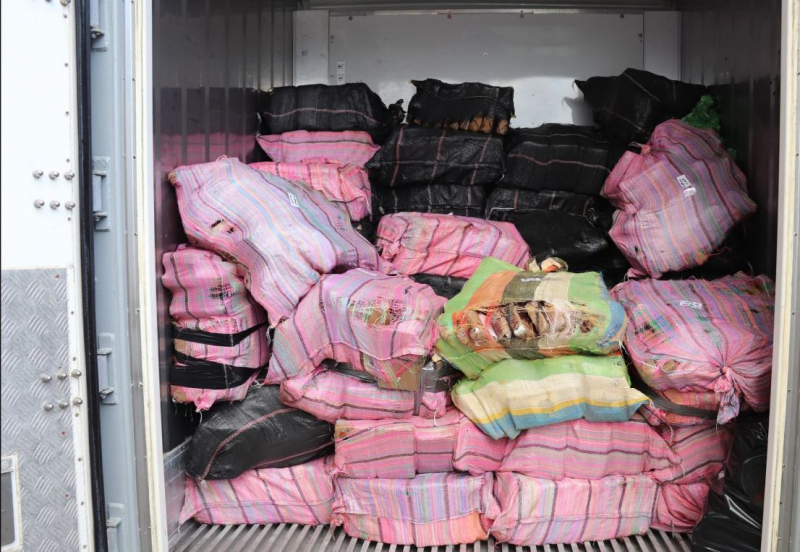 Phát hiện hơn 3 tấn cocaine trôi nổi ngoài khơi New Zealand -0