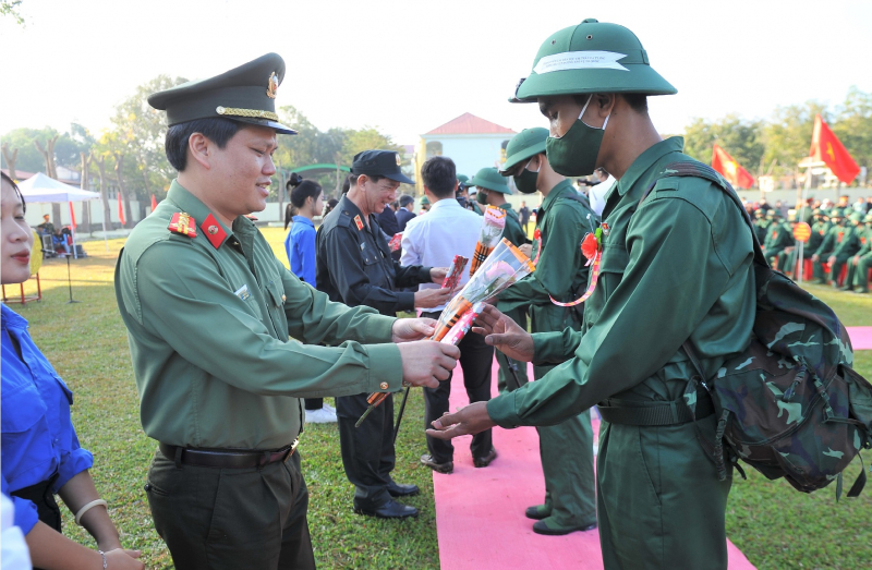 Nguyện cống hiến sức trẻ cho Tổ quốc -0