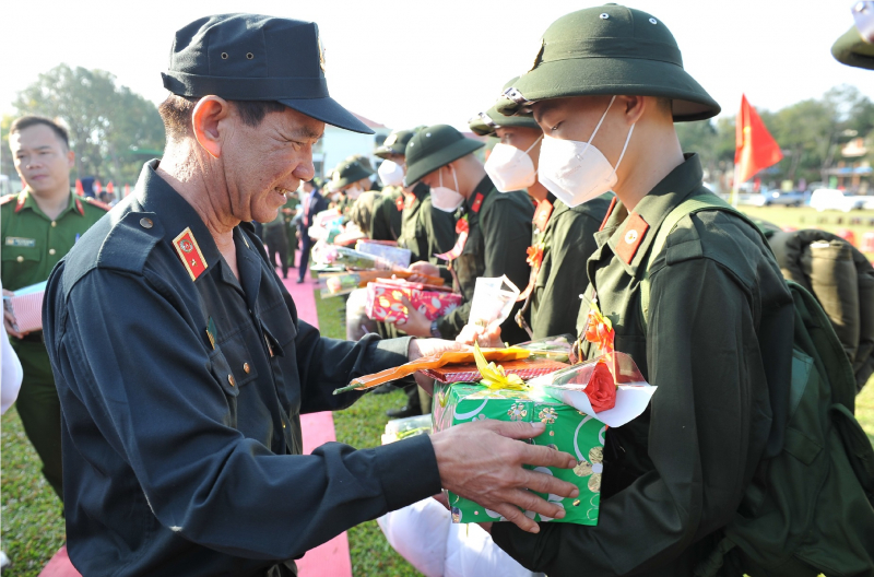 Nguyện cống hiến sức trẻ cho Tổ quốc -0