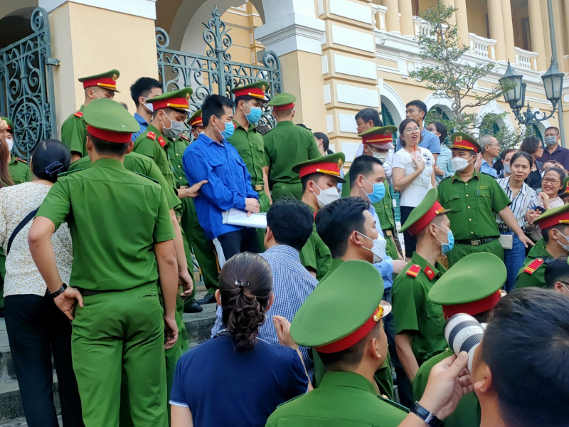 Các bị cáo làm theo chỉ đạo của cấp trên -0