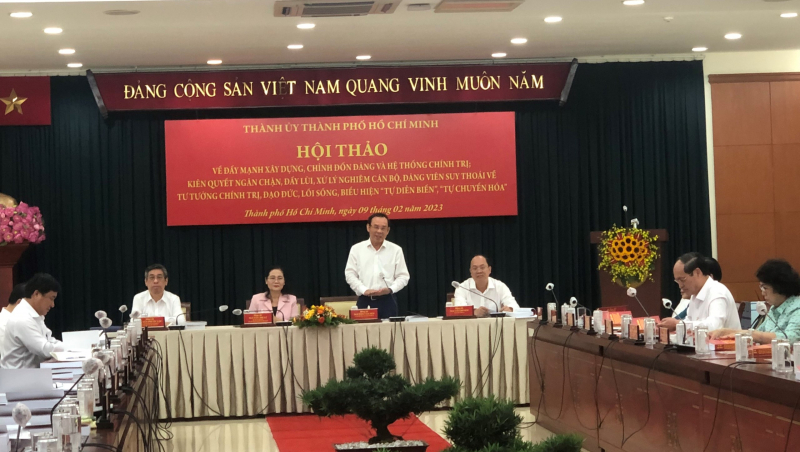 Xây dựng, chỉnh đốn Đảng, chống chạy chức chạy quyền -0