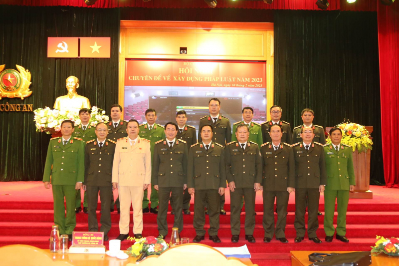 Xây dựng pháp luật là nhiệm vụ trọng tâm có ý nghĩa “đột phá” -0