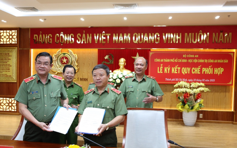 Công an TP Hồ Chí Minh và Học viện Chính trị CAND ký kết quy chế phối hợp -0