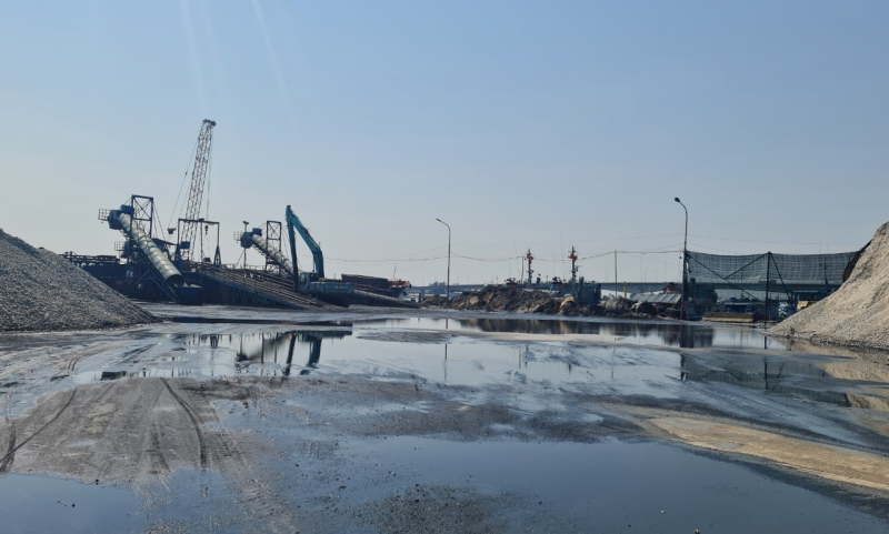 Đang xử lý tình trạng gây ô nhiễm tại cảng biển Hợp Thịnh -0