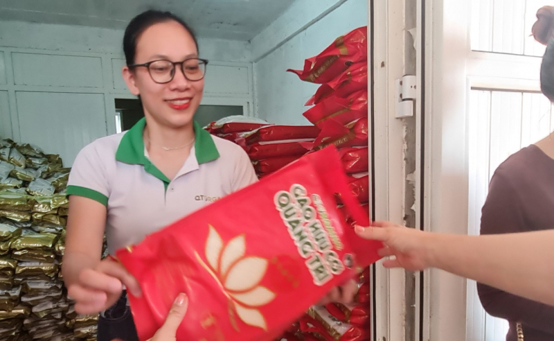 Xuất khẩu 15 tấn gạo hữu cơ Quảng Trị sang thị trường châu Âu -0