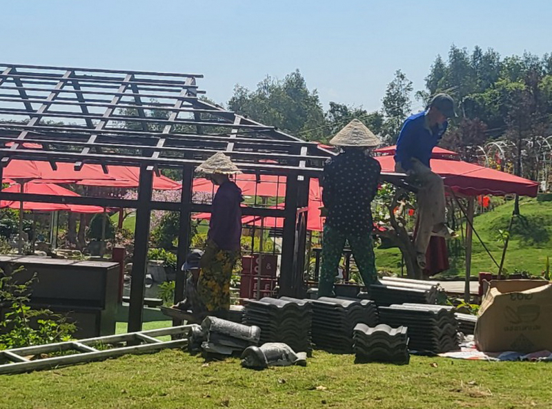 Phú Yên đang rà soát, xử lý các cơ sở kinh doanh du lịch tự phát  -1