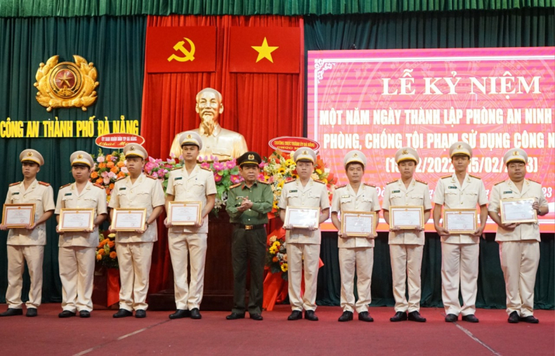 Công an Đà Nẵng đấu tranh có hiệu quả với tội mạng trên không gian mạng -0