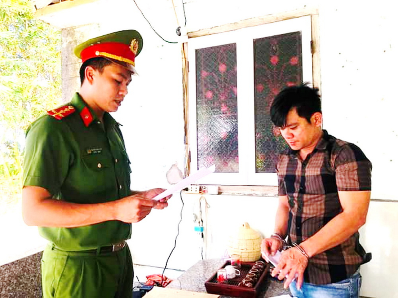 Lừa chị họ để chiếm đoạt nửa tỷ đồng tiền cọc mua đất rừng -0