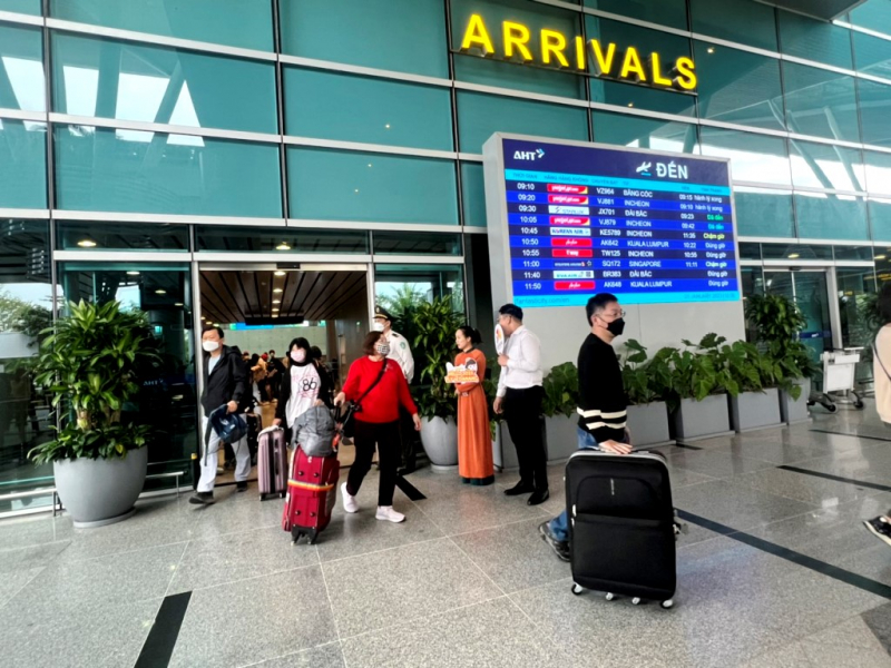 Hoàn tra lại tiền cho nữ du khách Hàn Quốc bị 