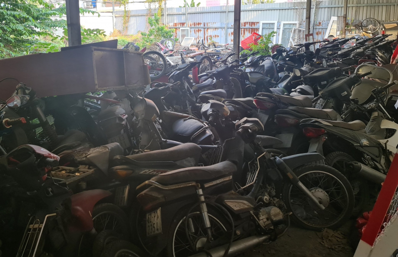 Gần 200 phương tiện vi phạm chất đống, chủ không thừa nhận -1