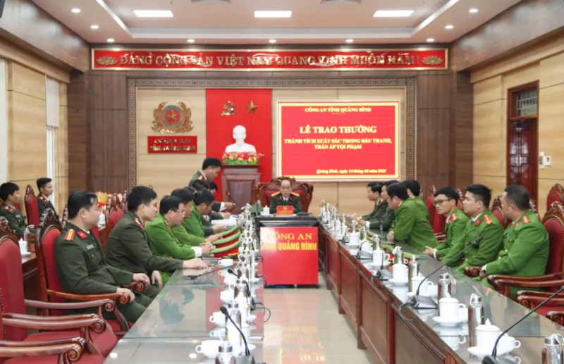 Nhiều đơn vị được khen thưởng đột xuất về phòng chống tội phạm -0