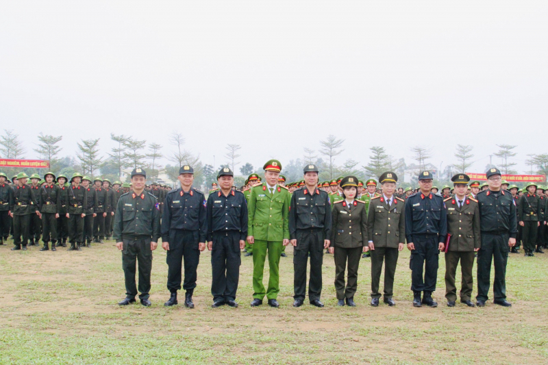 Khai giảng khoá huấn luyện cho 719 công dân thực hiện nghĩa vụ tham gia CAND -0