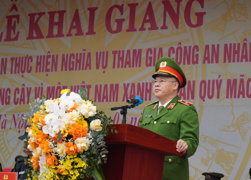 Rộn ràng khai giảng khóa huấn luyện công dân thực hiện nghĩa vụ tham gia CAND -0