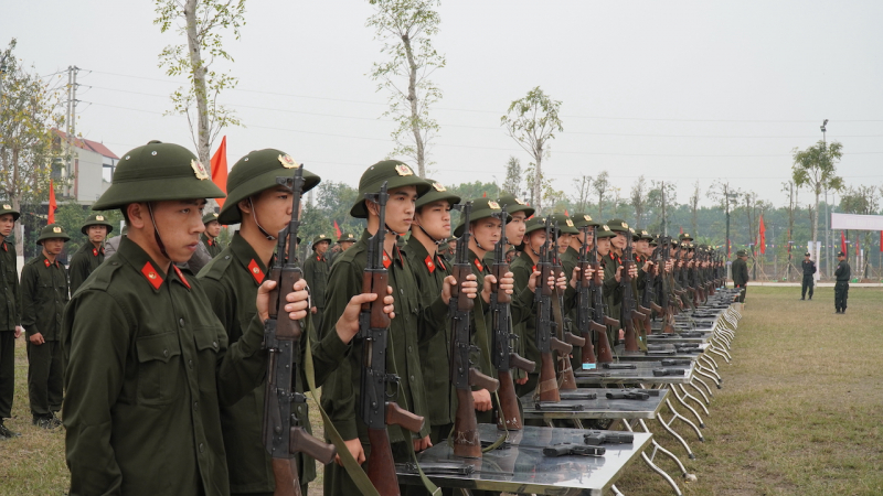 Rộn ràng khai giảng khóa huấn luyện công dân thực hiện nghĩa vụ tham gia CAND -1