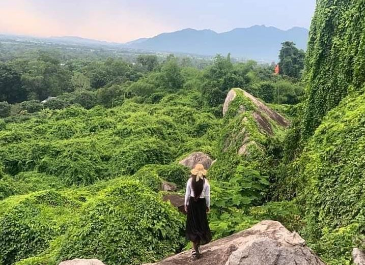 “Kho tàng lịch sử” giữa núi rừng -1