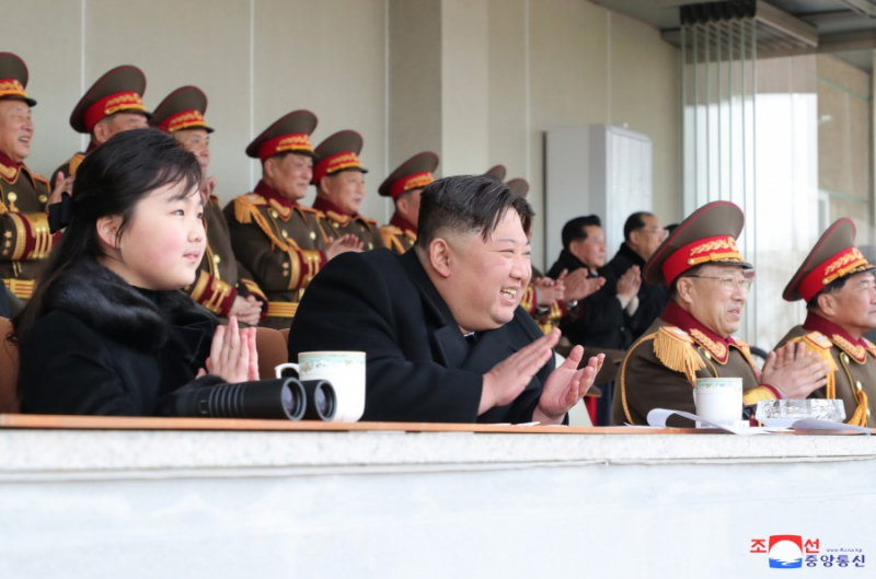 Con gái ông Kim Jong-un thành tâm điểm chú ý trong sự kiện thể thao -0
