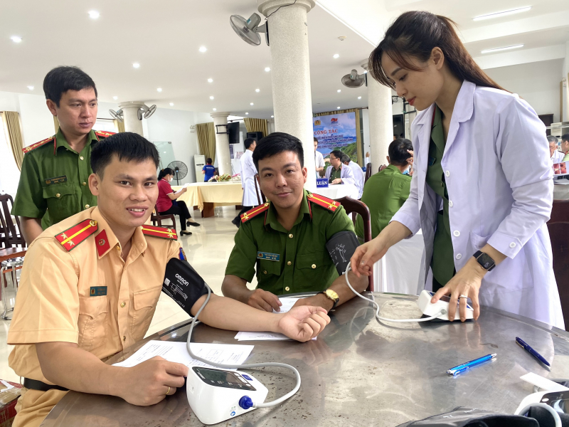 Nhiều hoạt động an sinh xã hội, đền ơn đáp nghĩa tại huyện Côn Đảo -0