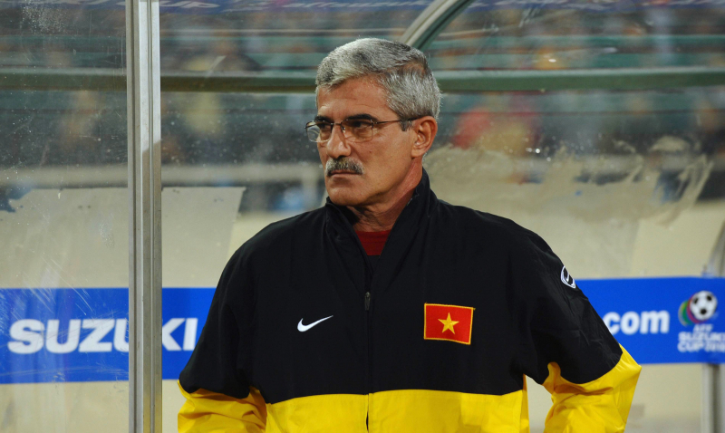 Dấu ấn của các huấn luyện viên ngoại ở V.League -0