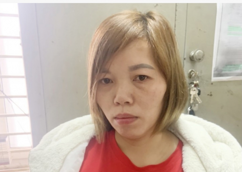 Ả giúp việc pha thuốc ngủ vào nước cam của chủ nhà để tranh thủ cướp tài sản -0