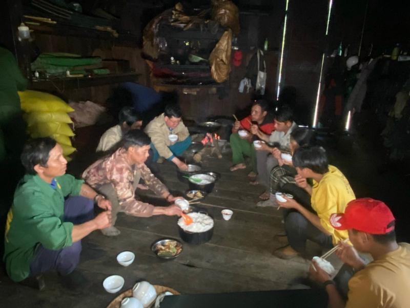 Chuyện làm giàu trên đỉnh Ngọc Linh -0