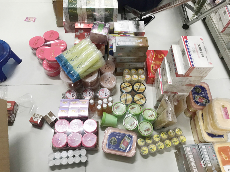 Phát hiện gần 5.000 sản phẩm mỹ phẩm không rõ nguồn gốc -0