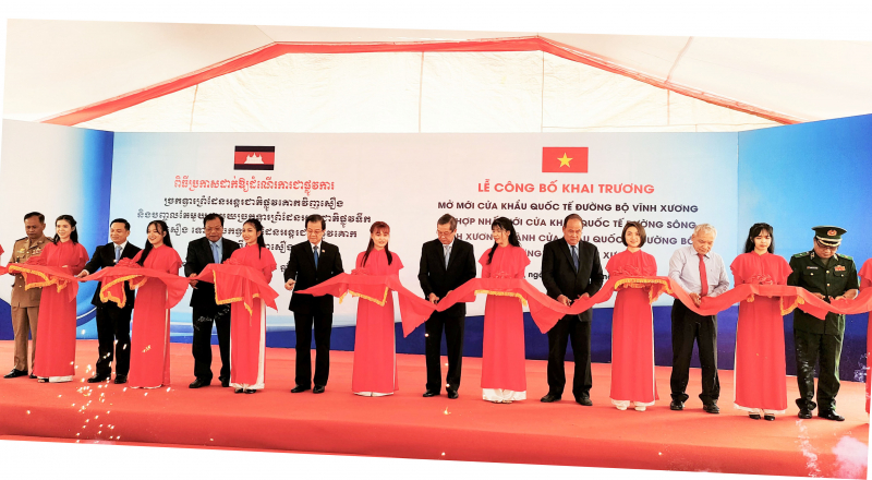 Công bố hợp nhất Cửa khẩu quốc tế Vĩnh Xương - Kaorm Samnor -0