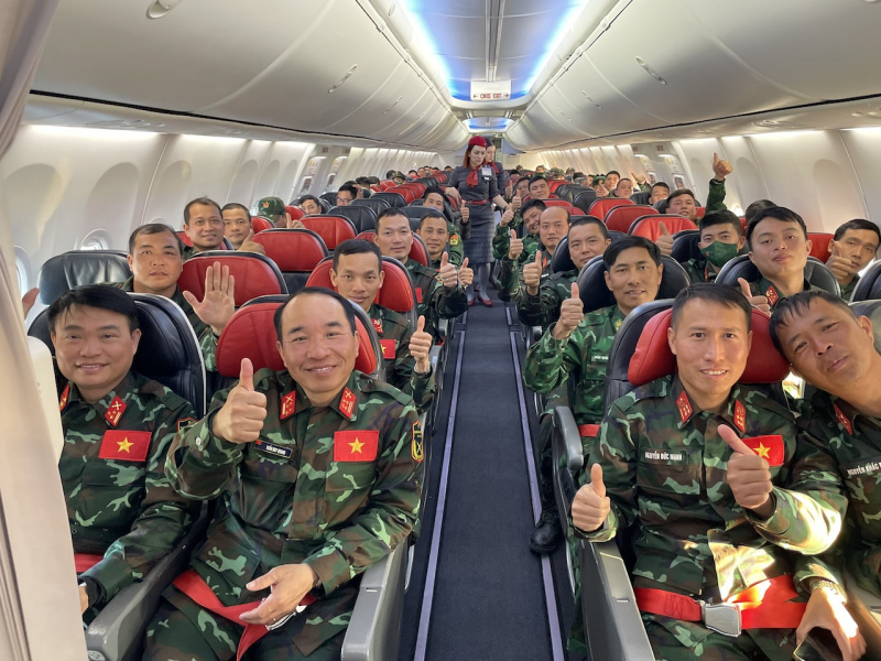 Chiều nay, 76 quân nhân Việt Nam sang giúp Thổ Nhĩ Kỳ về tới Nội Bài  -0