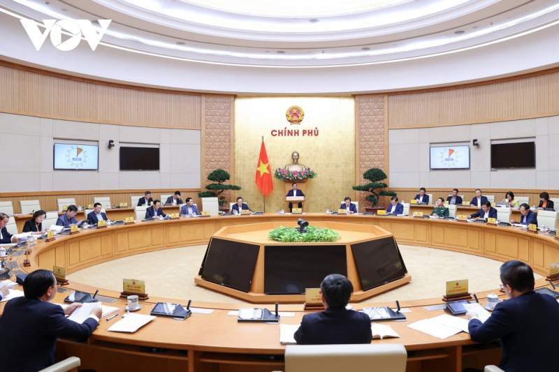 Thủ tướng: Không ít vướng mắc về thể chế đang đặt ra -0