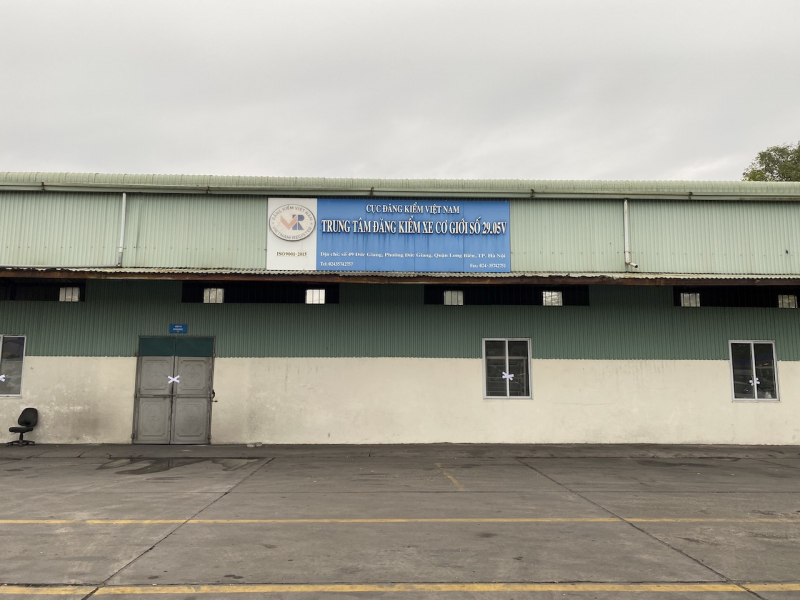 Bắt nguyên giám đốc và 2 cán bộ Trung tâm đăng kiểm 29-05V -0