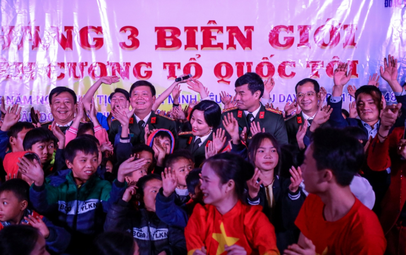 Đêm văn nghệ đặc biệt nơi miền cao nguyên đá Hà Giang -0