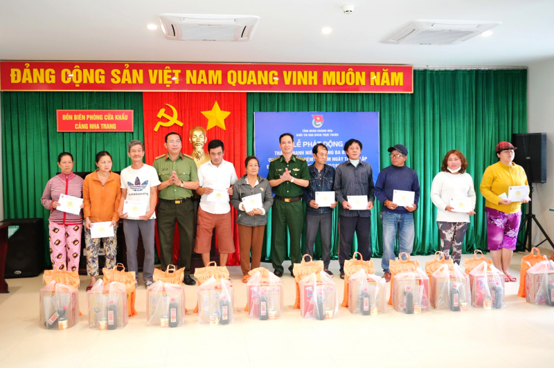 Tuổi trẻ Công an Khánh Hòa phát động Chương trình “Tháng Thanh niên - Tháng ba biên giới 2023” -0