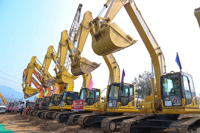 Thủ tướng lưu ý một số vấn đề trong triển khai đường liên kết vùng Hòa Bình - Hà Nội và cao tốc Sơn La -0