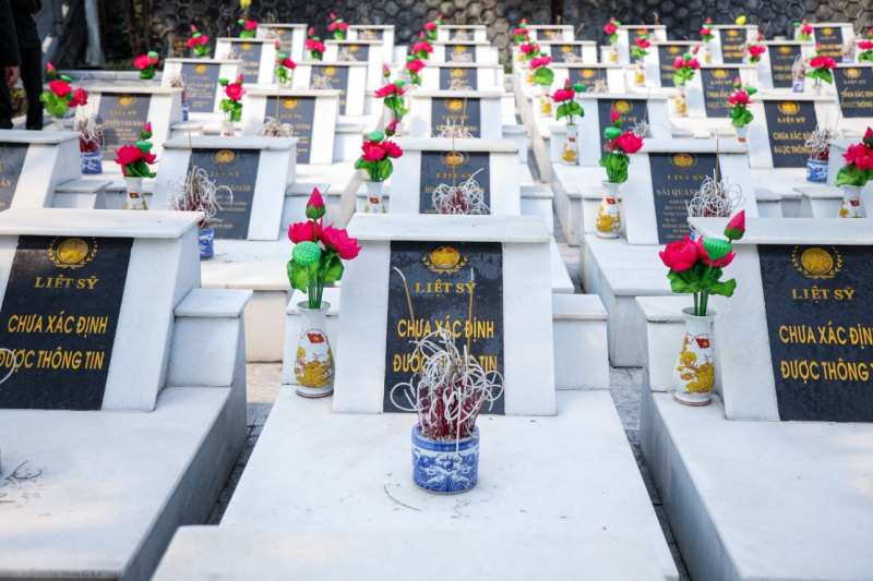 Tri ân, tưởng niệm các anh hùng liệt sĩ nơi miền đất thiêng “đá nở hoa” -0