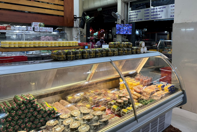 Xử phạt 2 cơ sở kinh doanh bánh mì và giò chả lớn nhất Buôn Ma Thuột -0