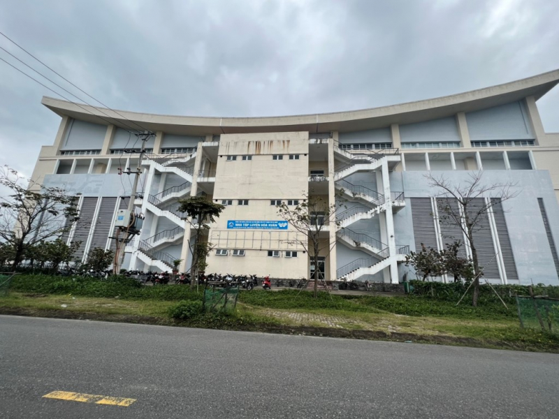 Vì sao Giám đốc và phó giám đốc Trung tâm Huấn luyện và Đào tạo VĐV TDTT Đà Nẵng lại bị 